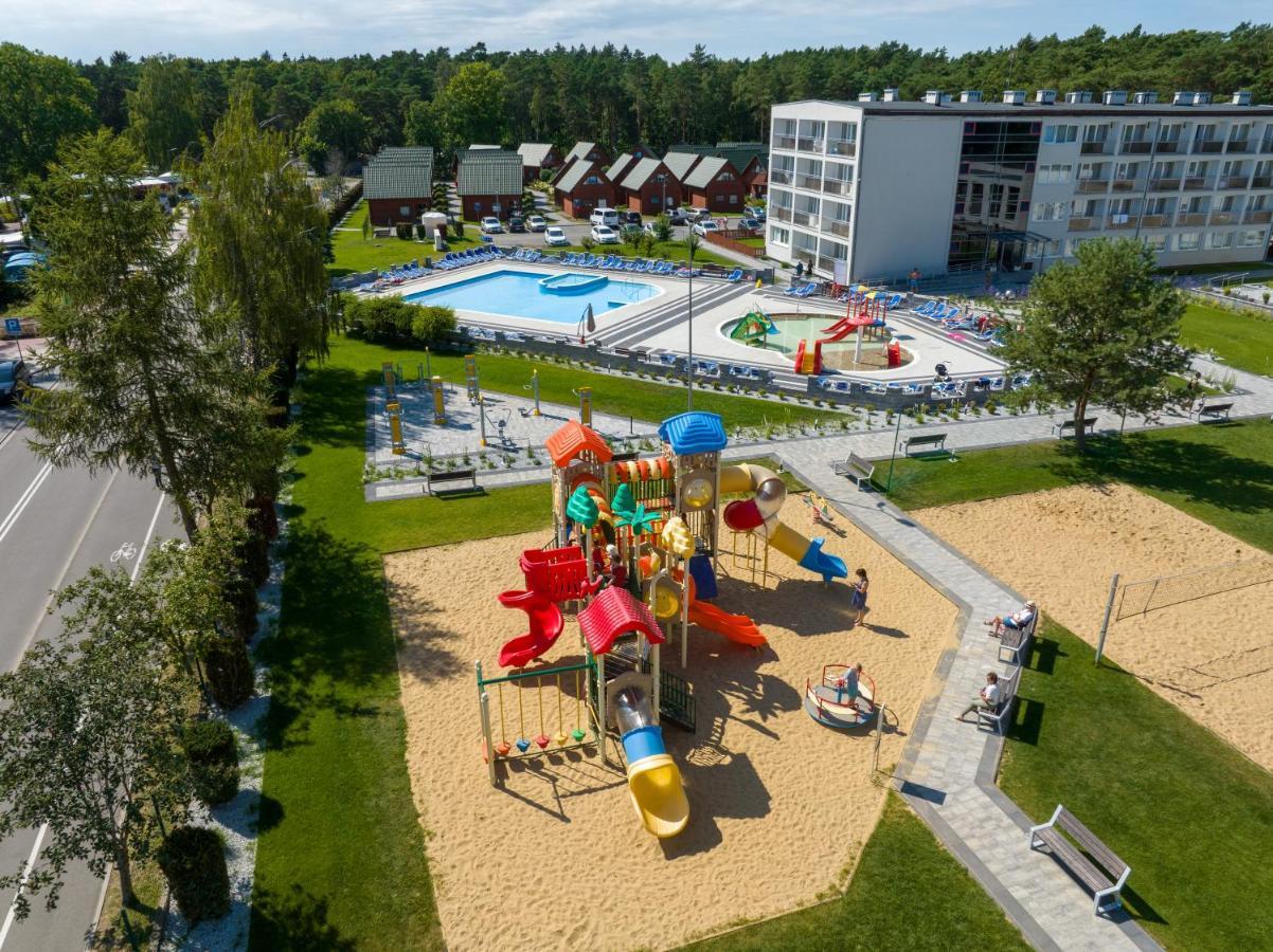 Hotel Zem-Tourist à Pustkowo Extérieur photo