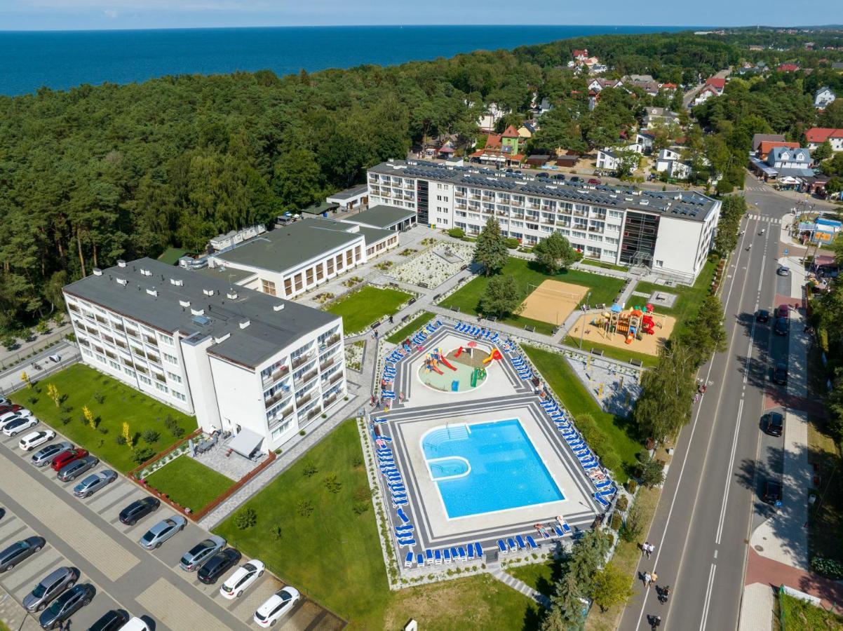 Hotel Zem-Tourist à Pustkowo Extérieur photo